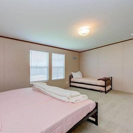 Seaside Serenity - Holiday Home Sleeps 10 Dickinson Esterno foto